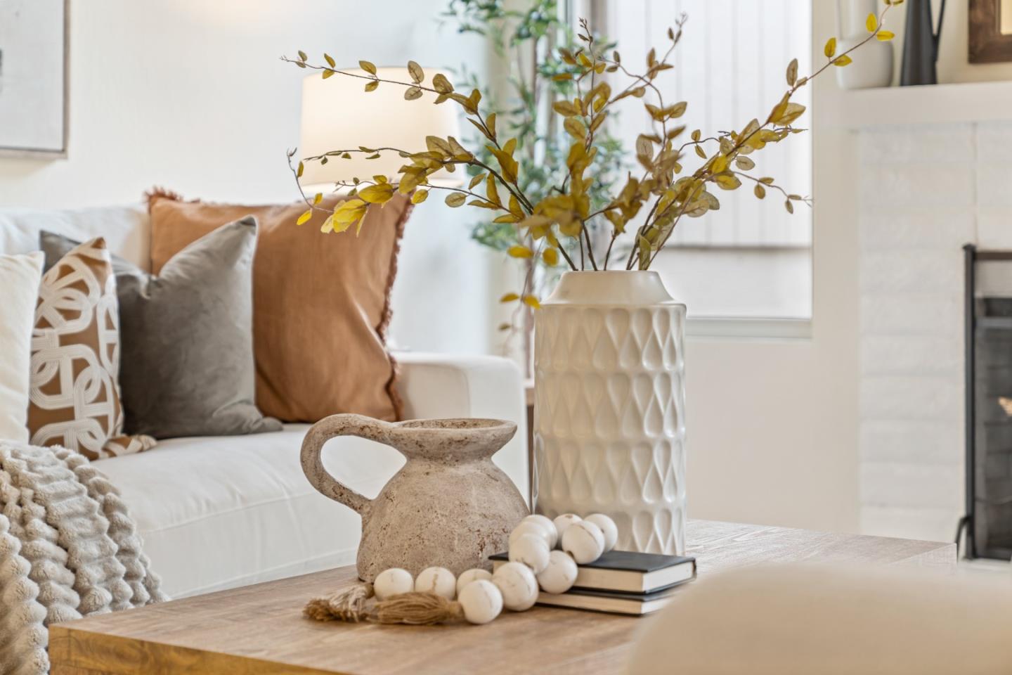 10107 Lamplighter Square