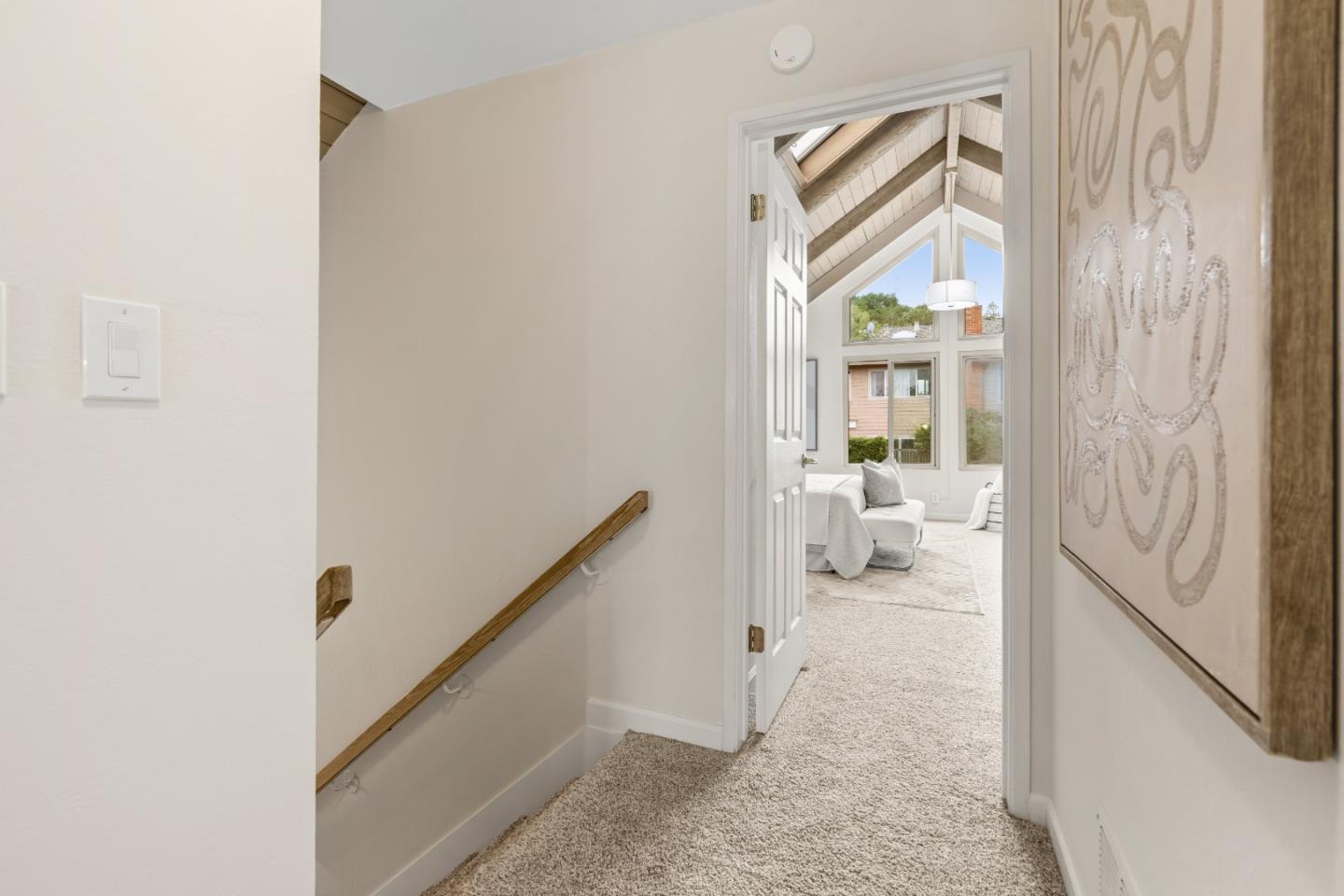 10107 Lamplighter Square