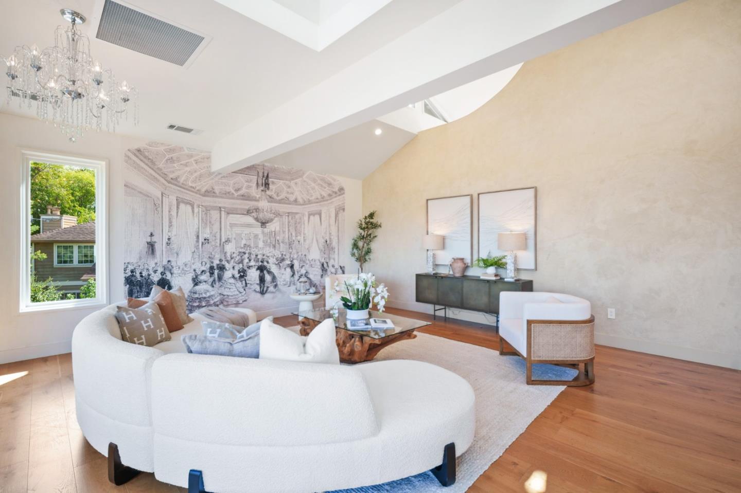 841 Bayview Way