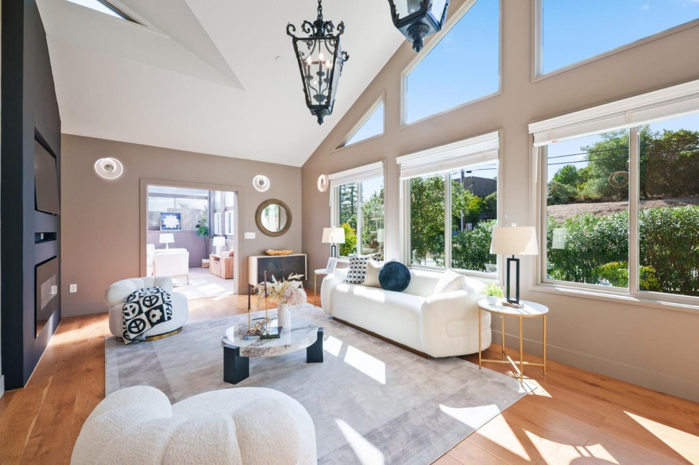 841 Bayview Way