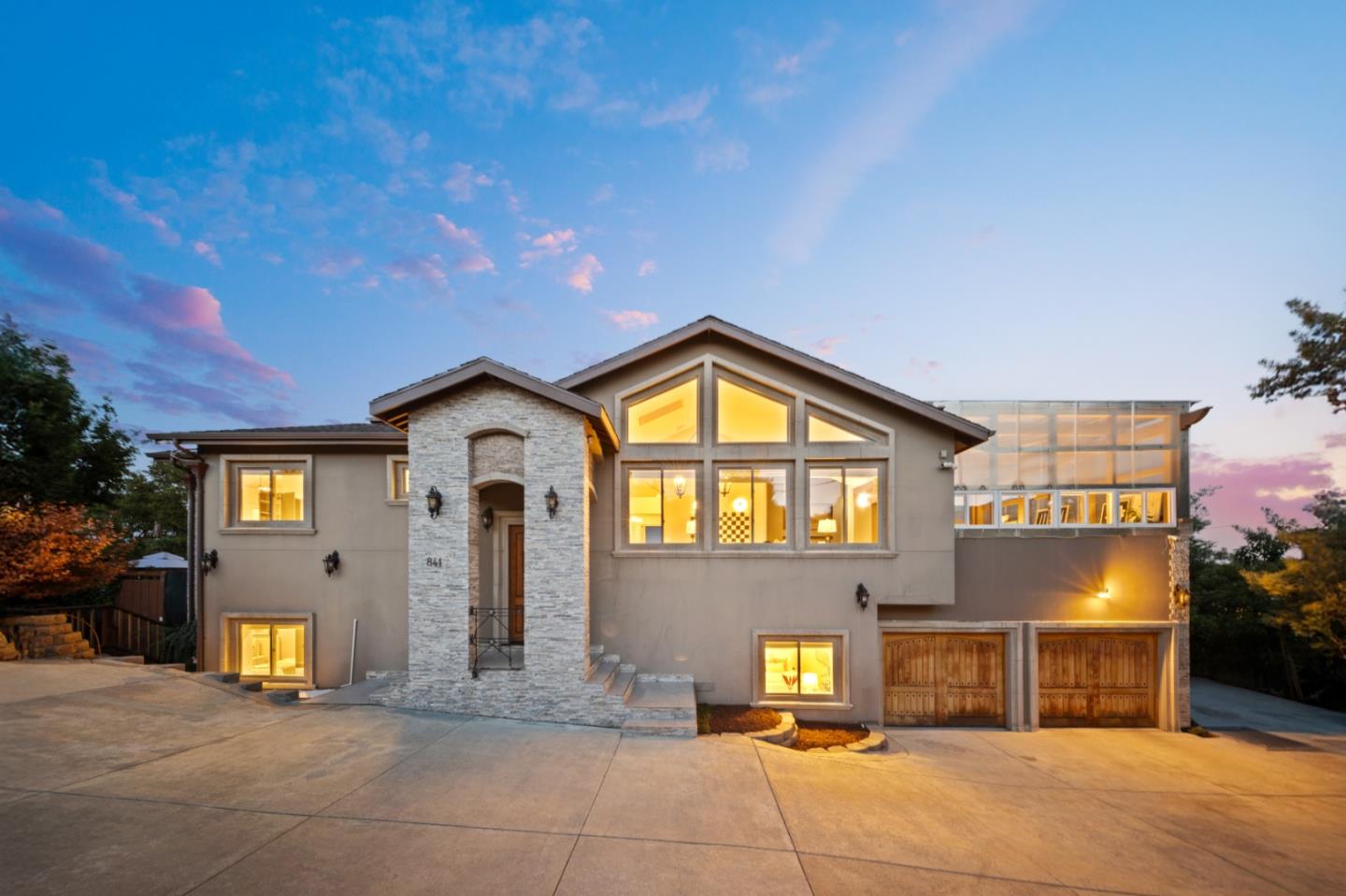 841 Bayview Way