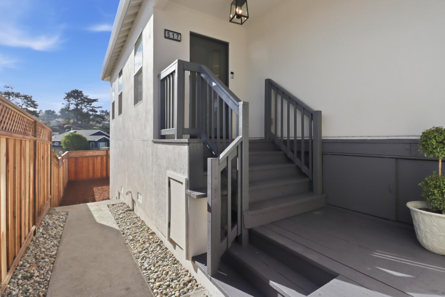 519 Midway Avenue