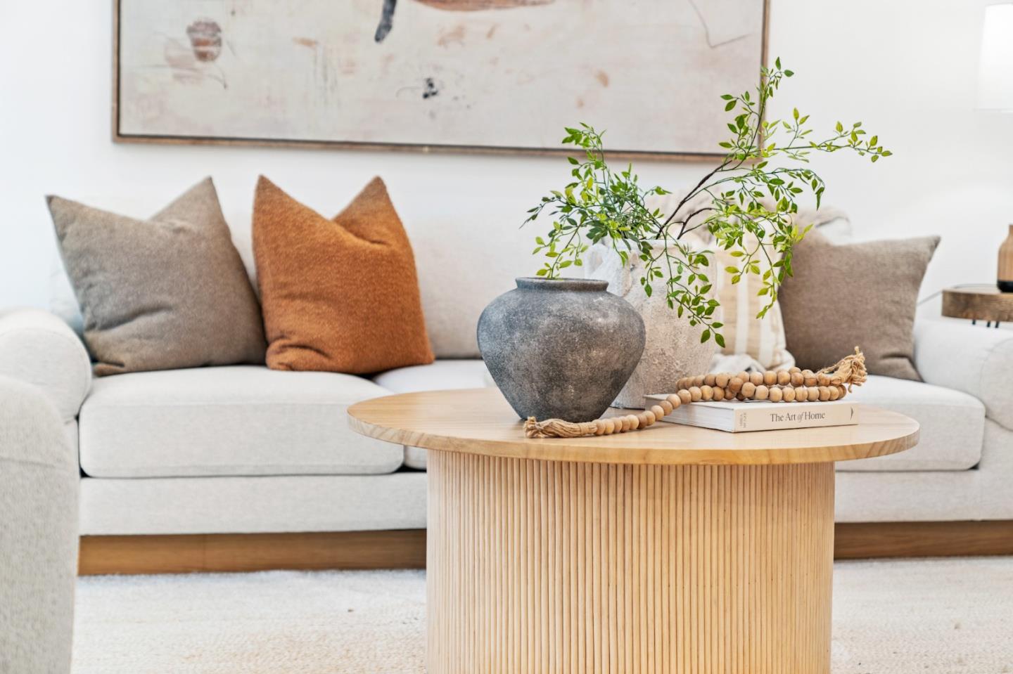 2220 Arrowhead Drive