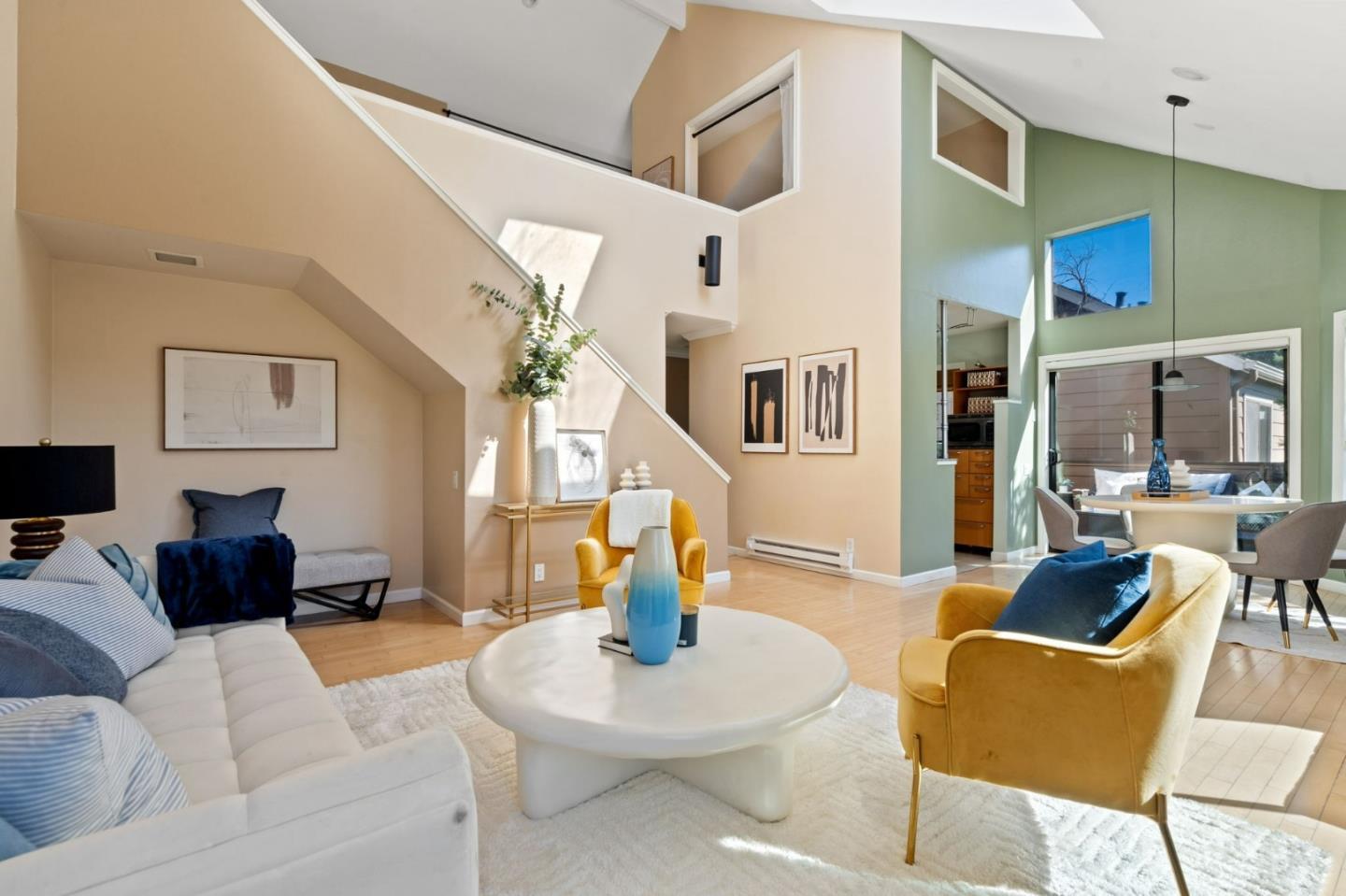 953 Shoreline Drive