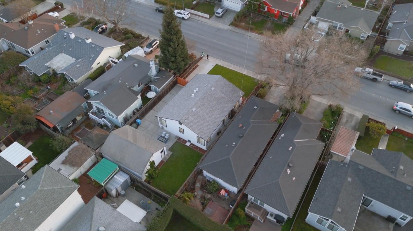 223 San Carlos Avenue