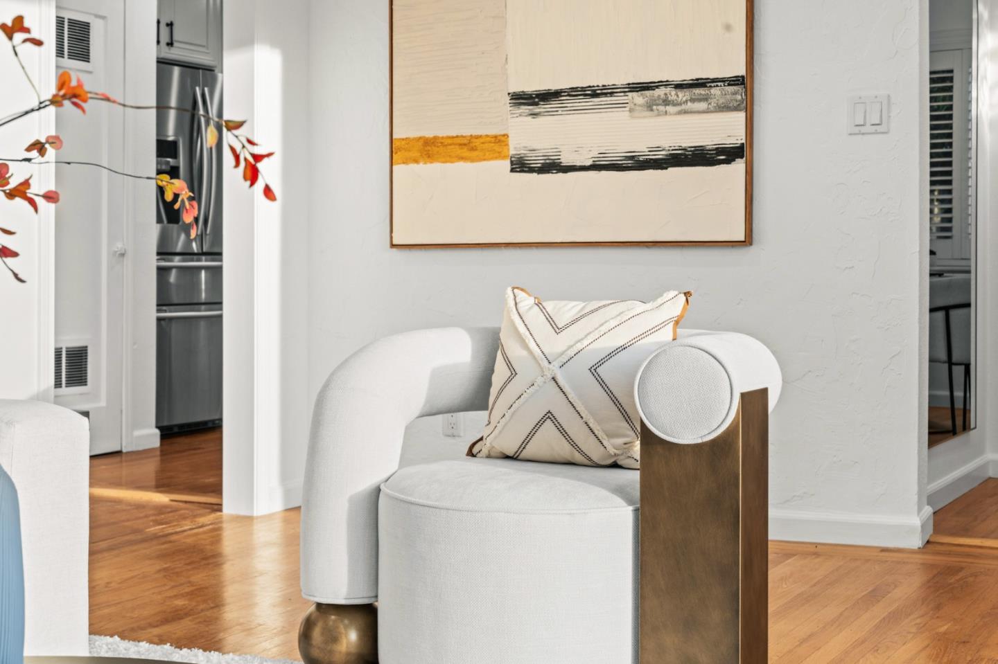 223 San Carlos Avenue