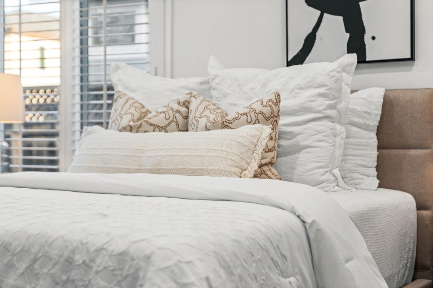 223 San Carlos Avenue