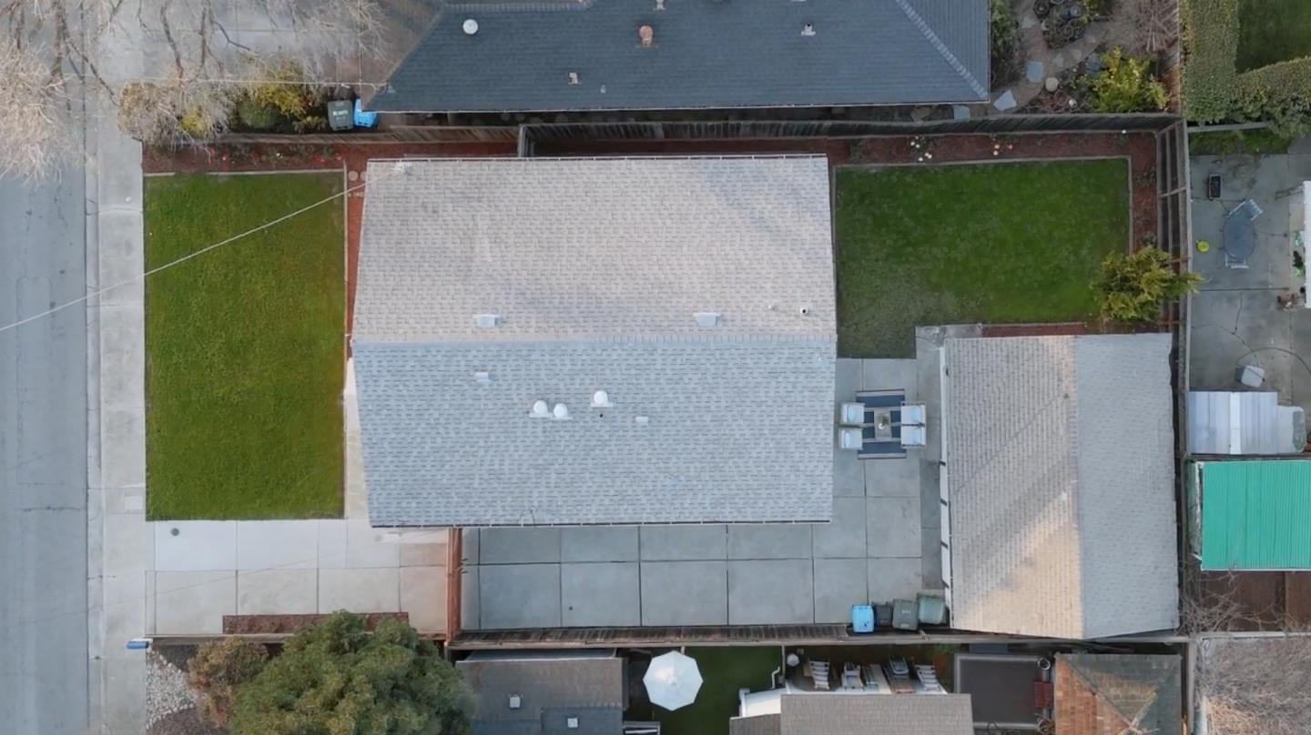 223 San Carlos Avenue