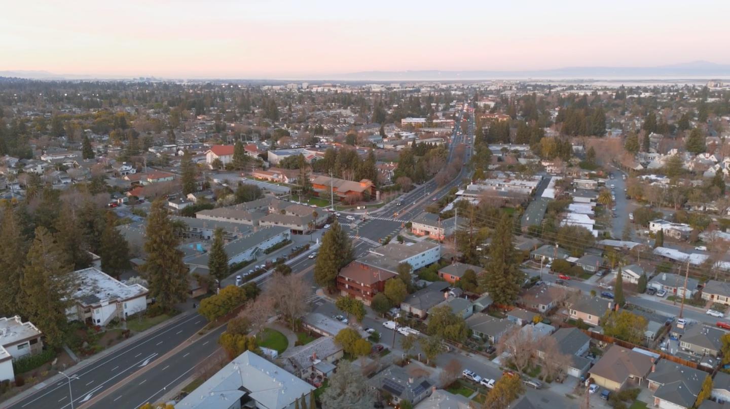 223 San Carlos Avenue