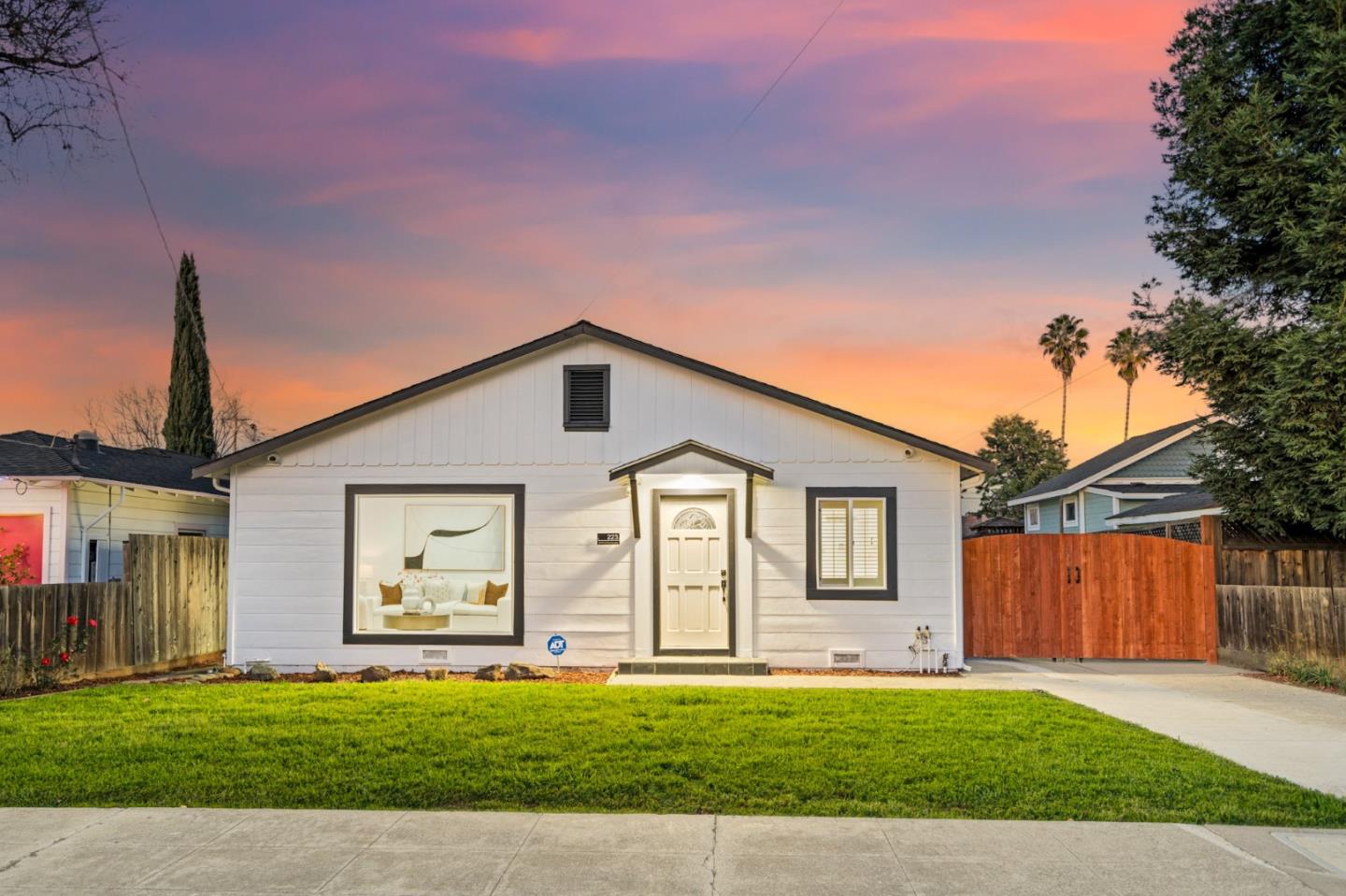 223 San Carlos Avenue