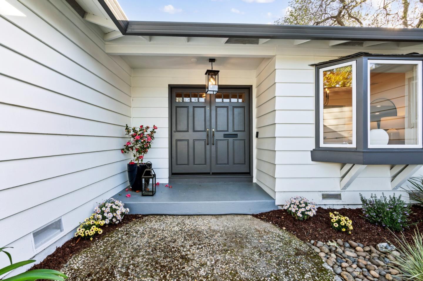 22044 Creekside Court