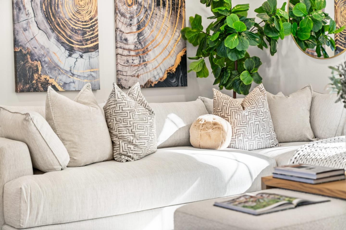 22044 Creekside Court