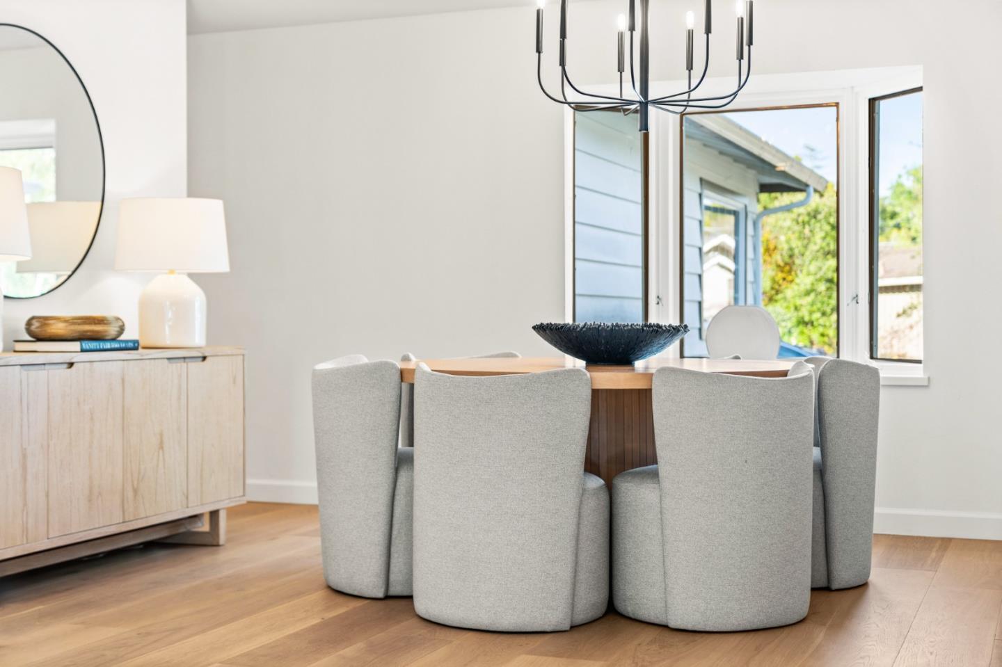 22044 Creekside Court