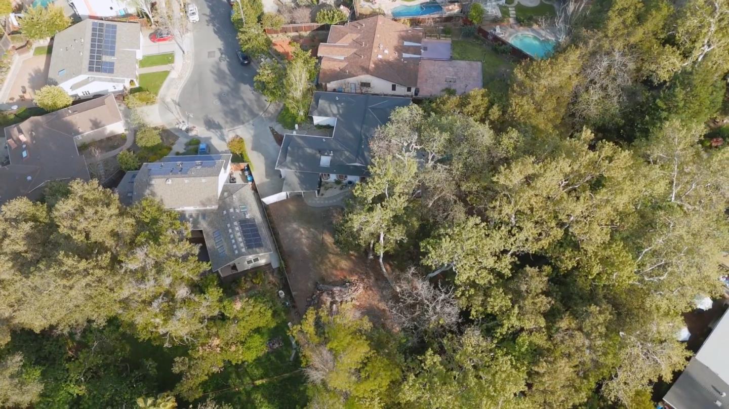 22044 Creekside Court