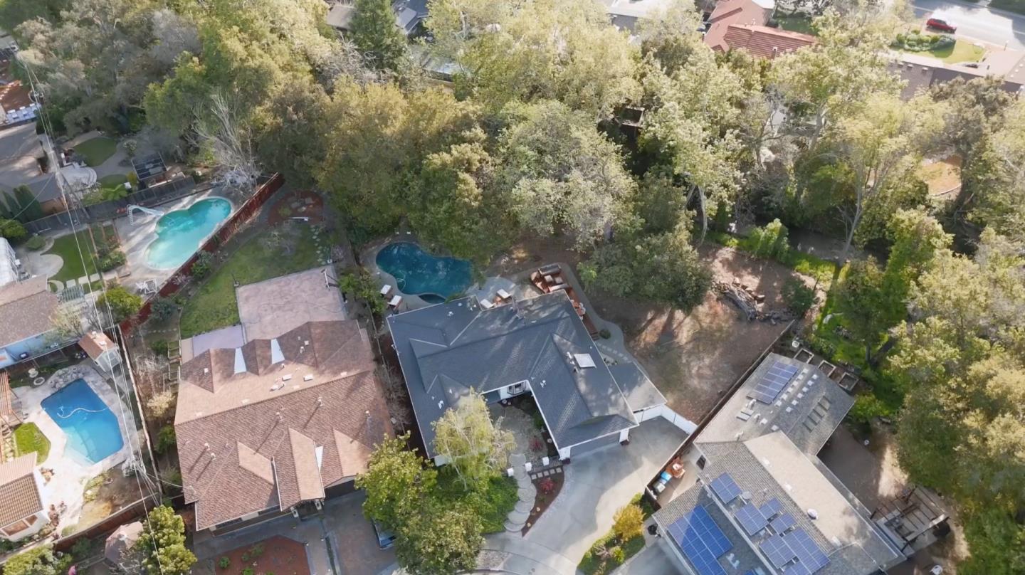 22044 Creekside Court