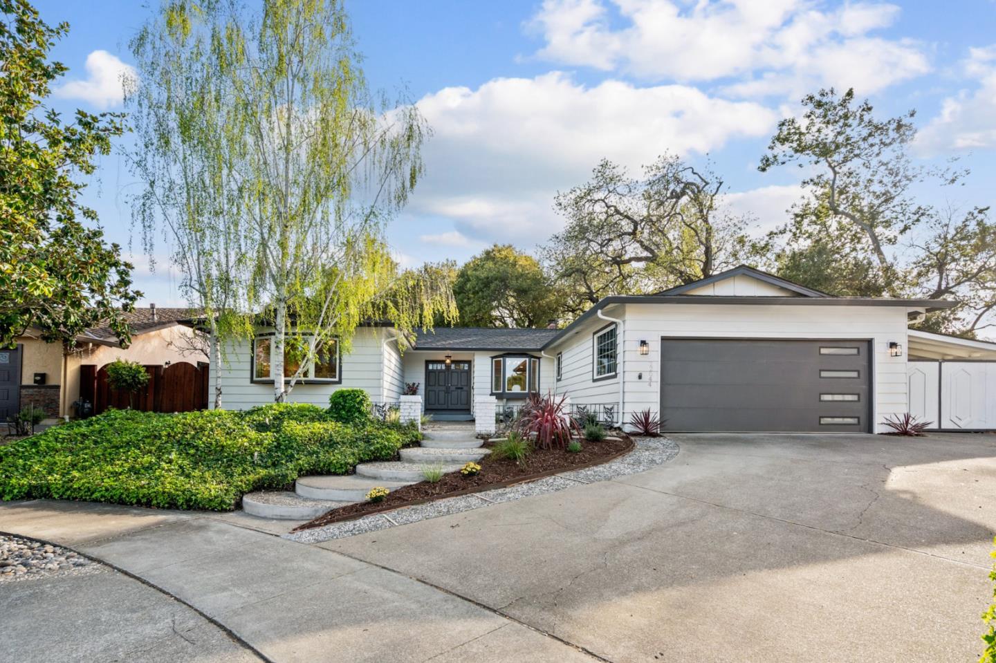 22044 Creekside Court