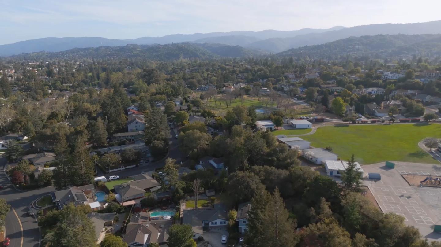 22044 Creekside Court