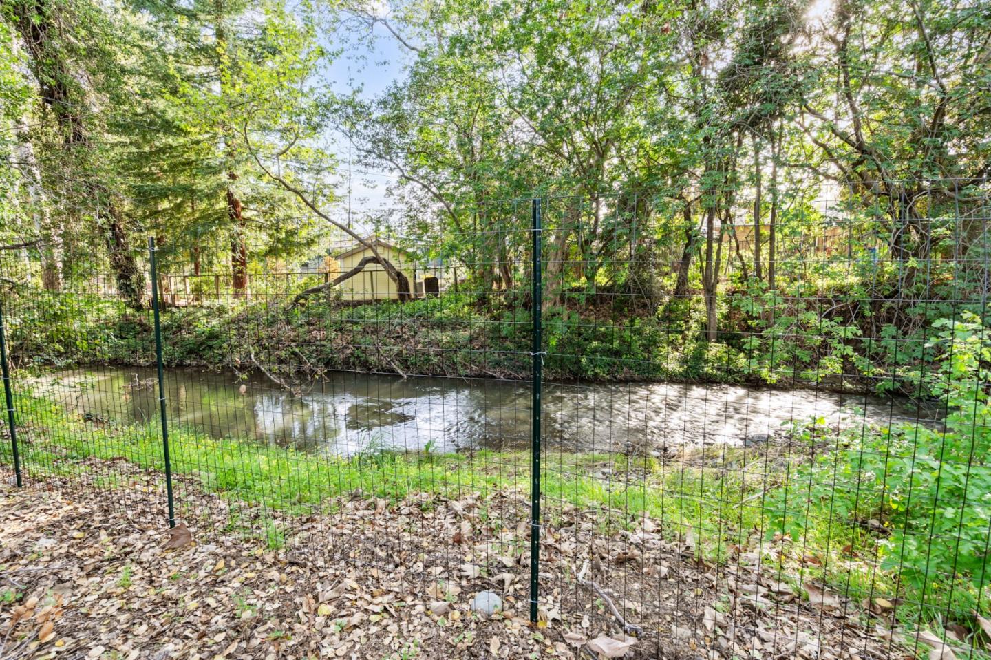 22044 Creekside Court