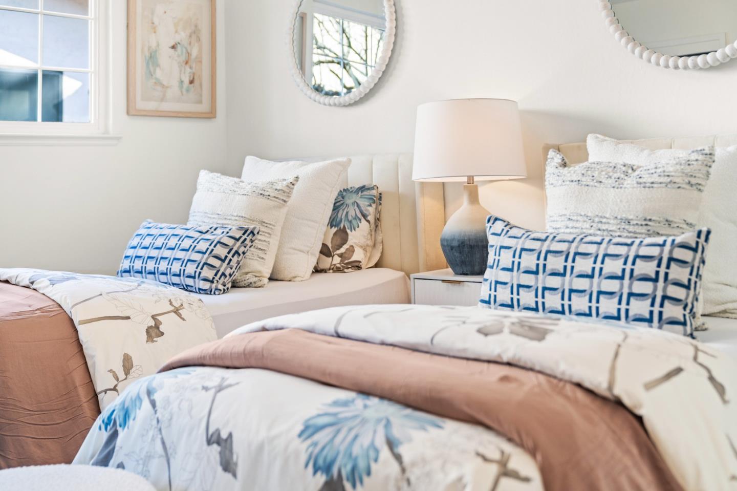 22044 Creekside Court