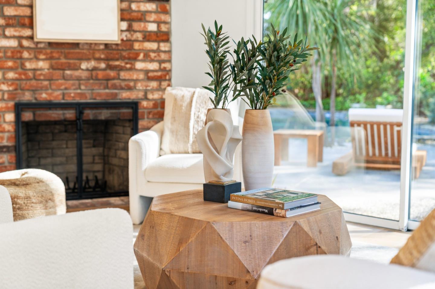 22044 Creekside Court