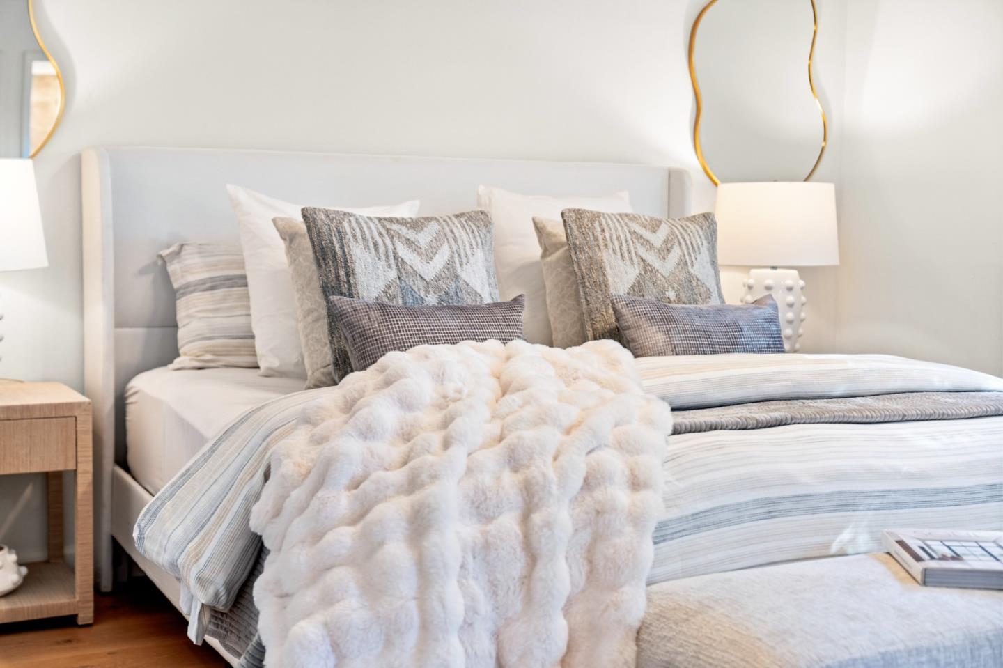 22044 Creekside Court