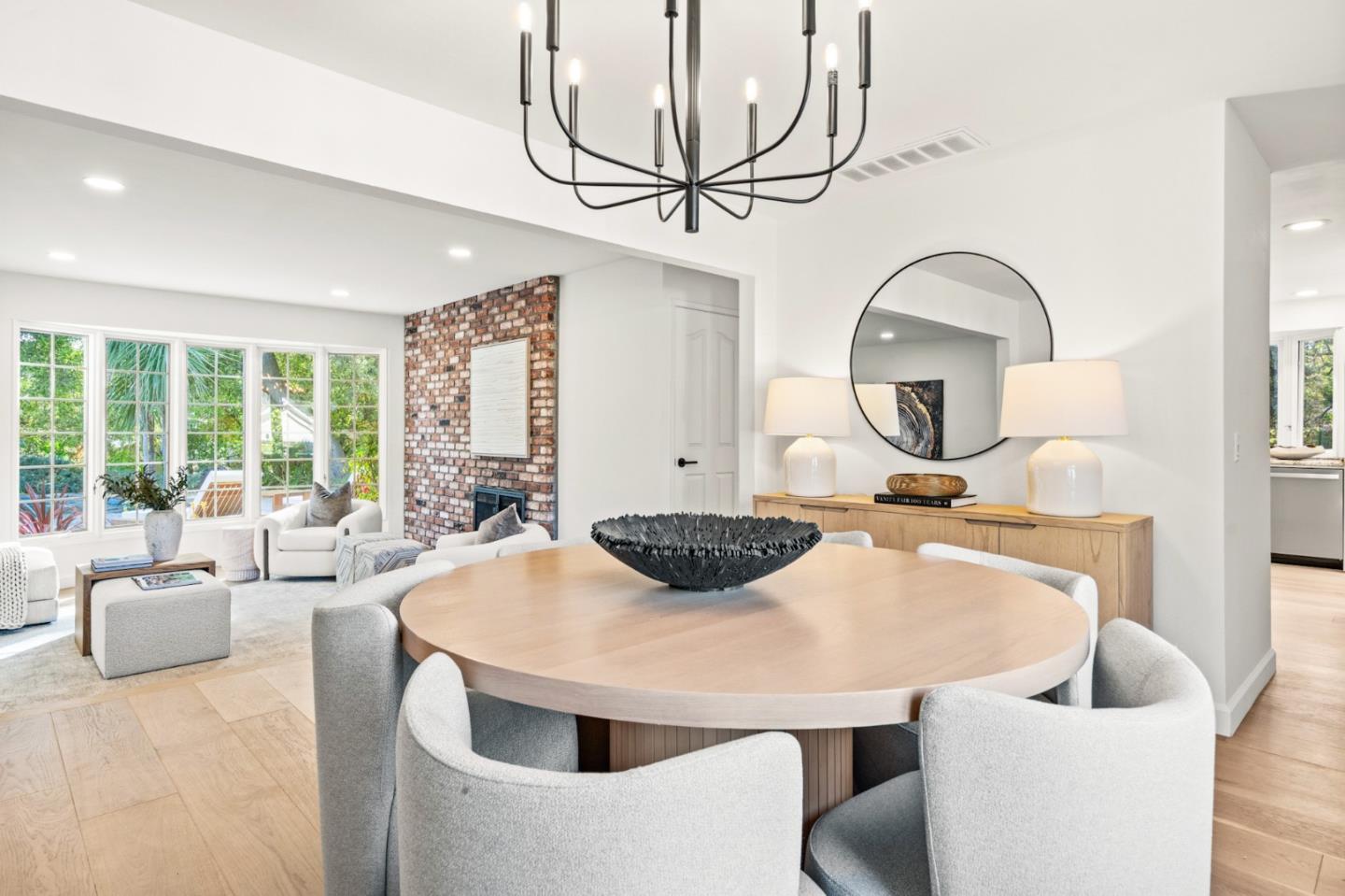 22044 Creekside Court