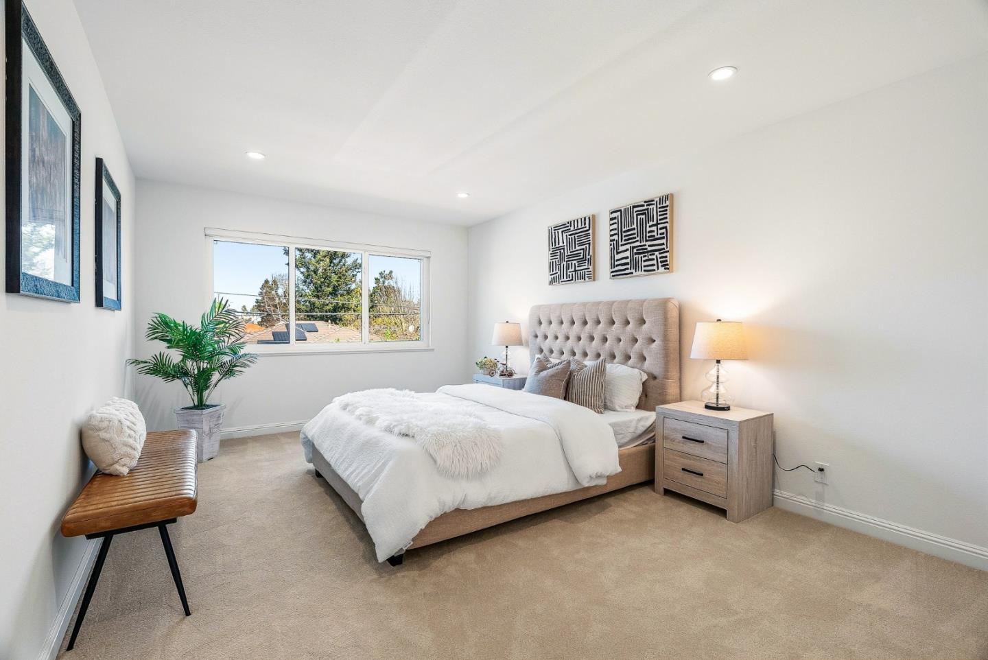 344 West Oakwood Boulevard