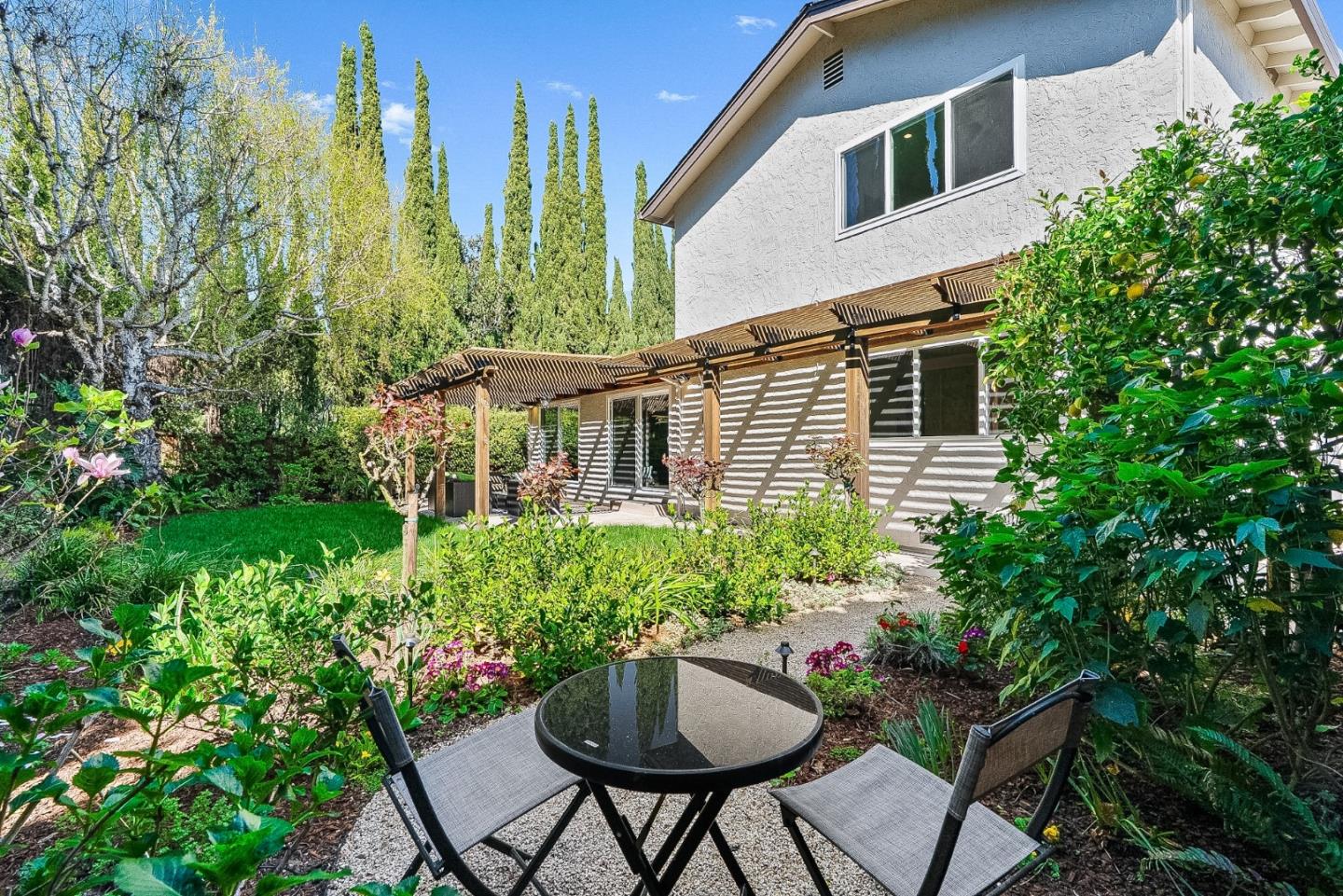 344 West Oakwood Boulevard