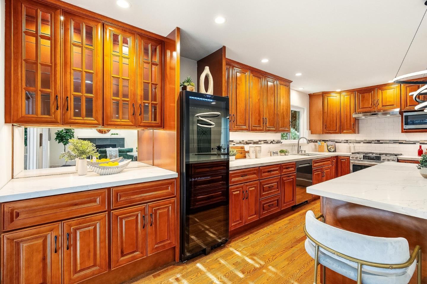 344 West Oakwood Boulevard