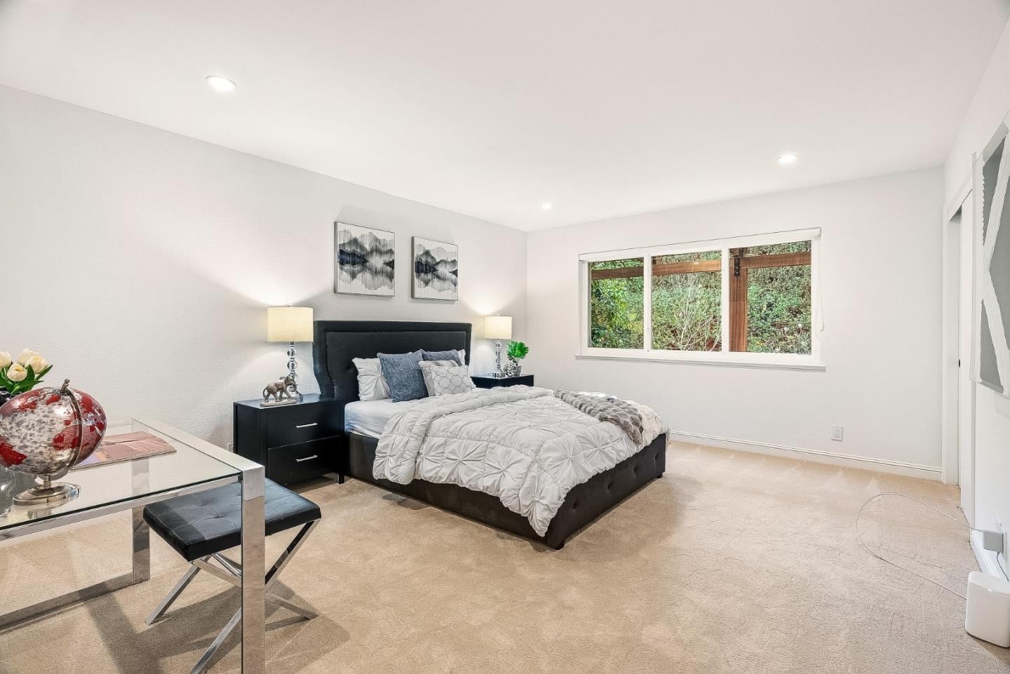 344 West Oakwood Boulevard