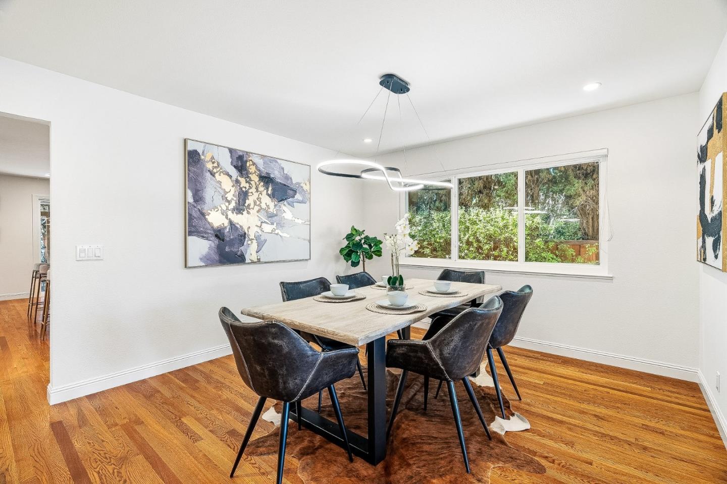 344 West Oakwood Boulevard