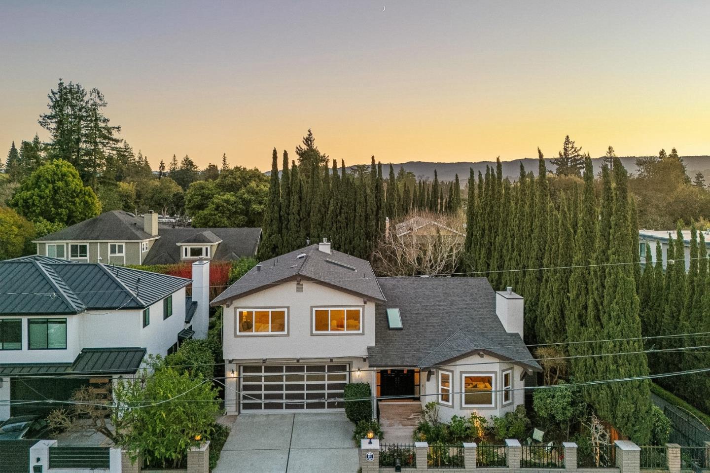 344 West Oakwood Boulevard