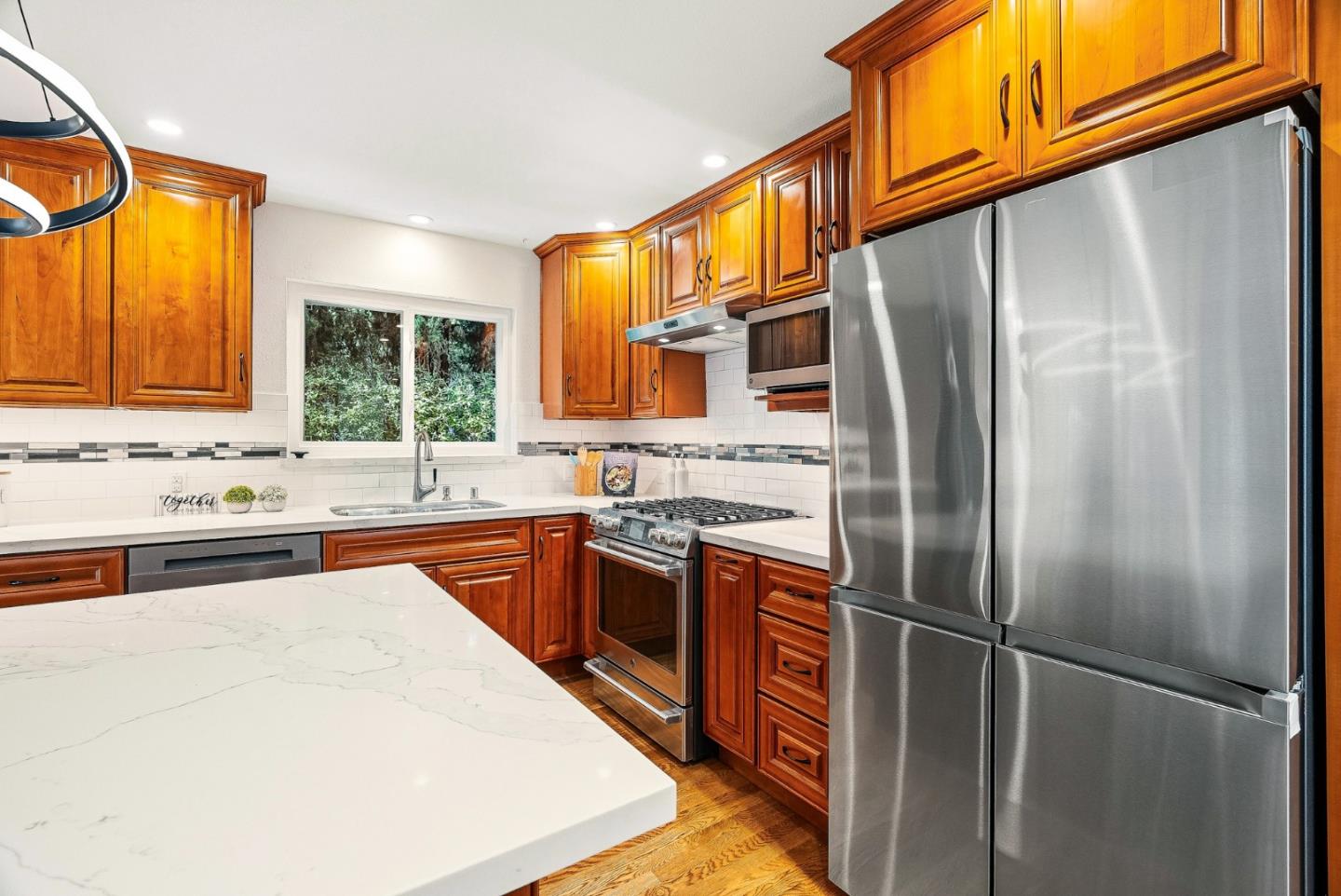 344 West Oakwood Boulevard