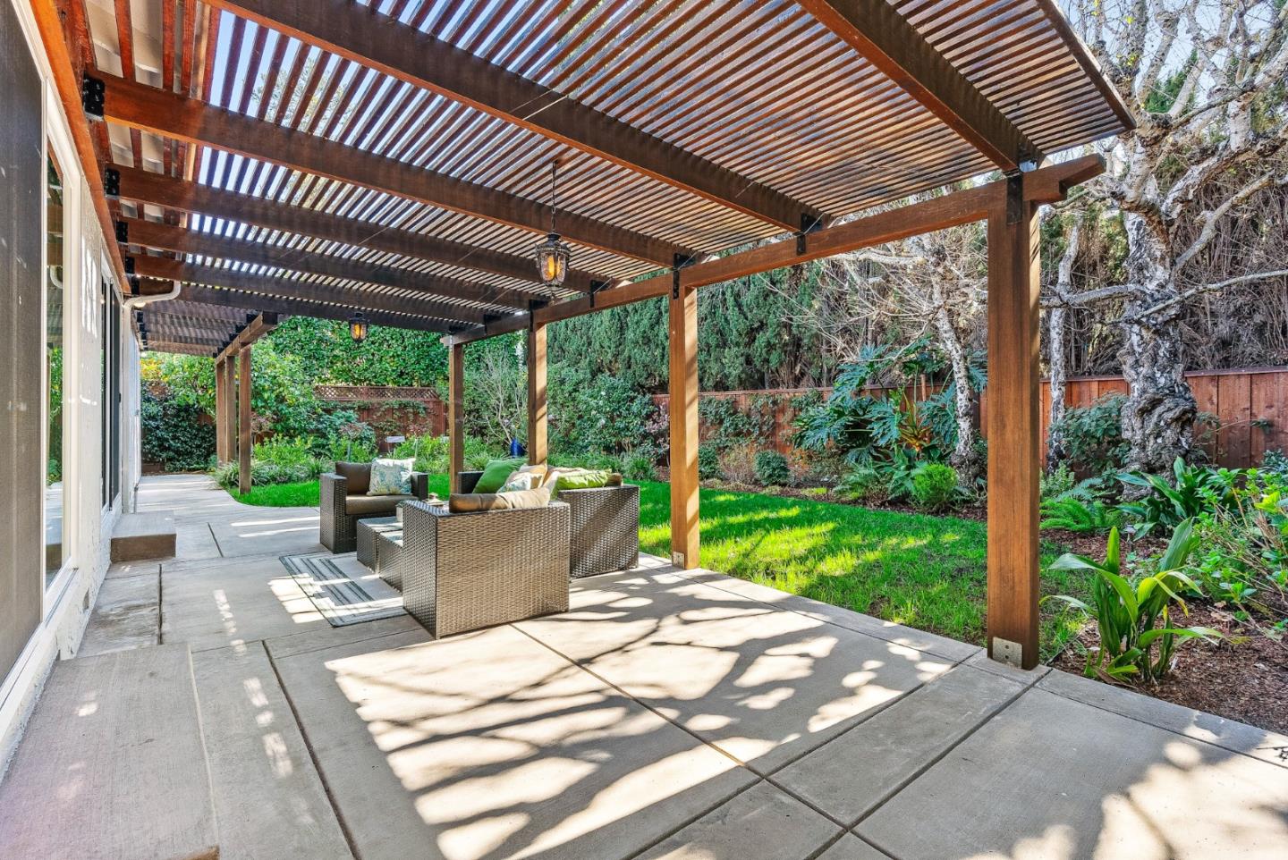 344 West Oakwood Boulevard