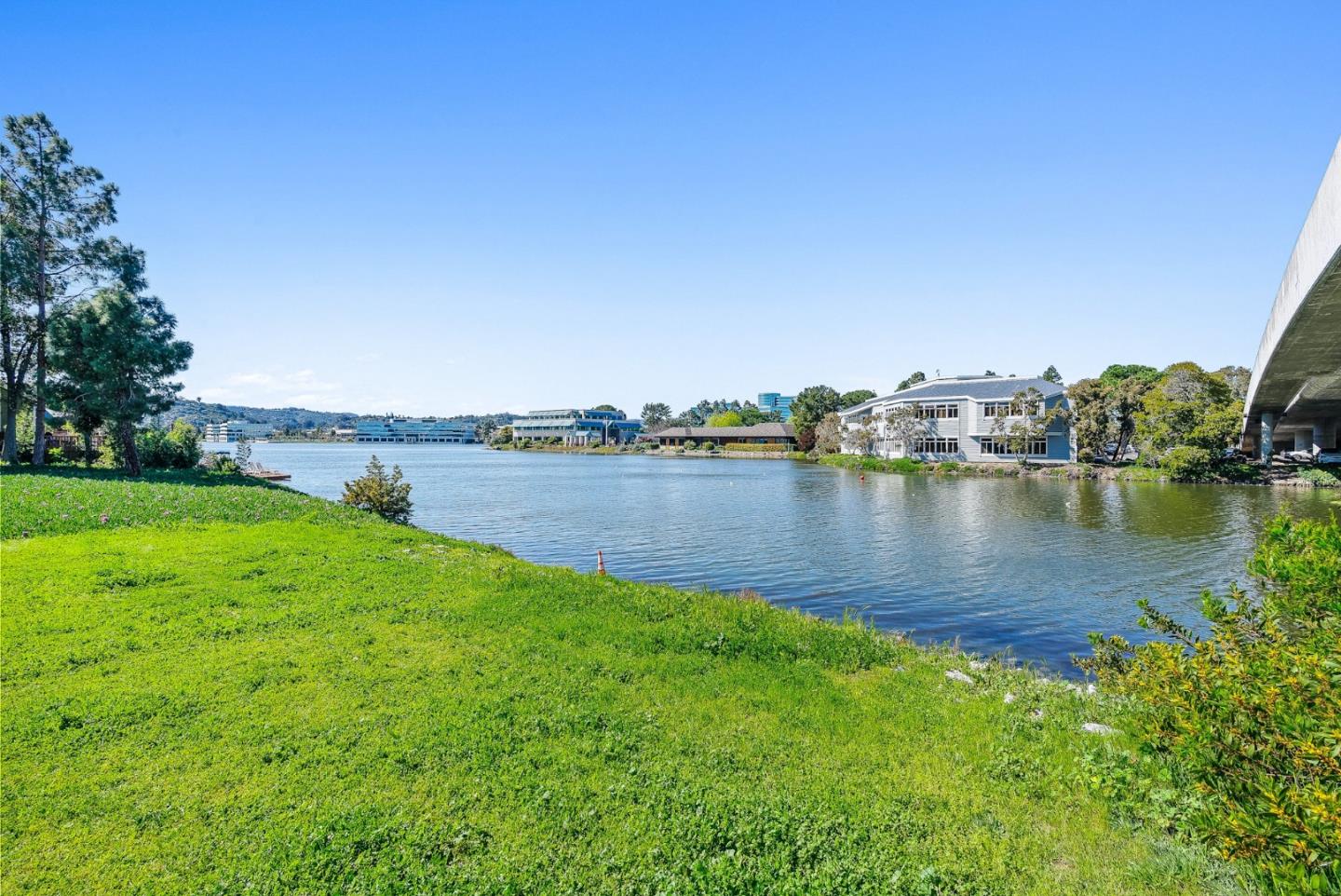 344 West Oakwood Boulevard