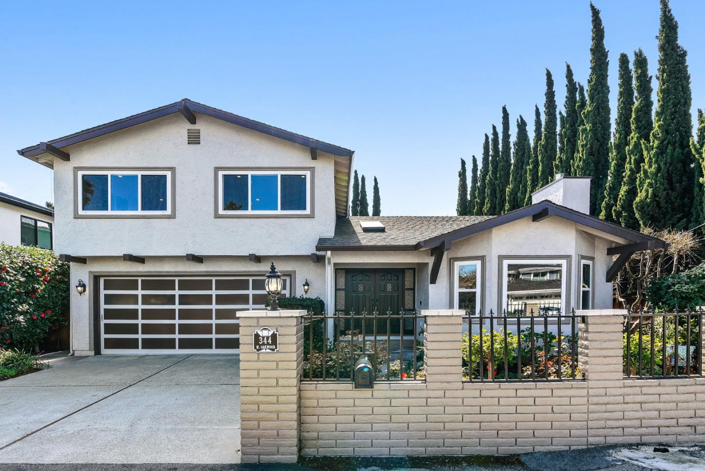 344 West Oakwood Boulevard