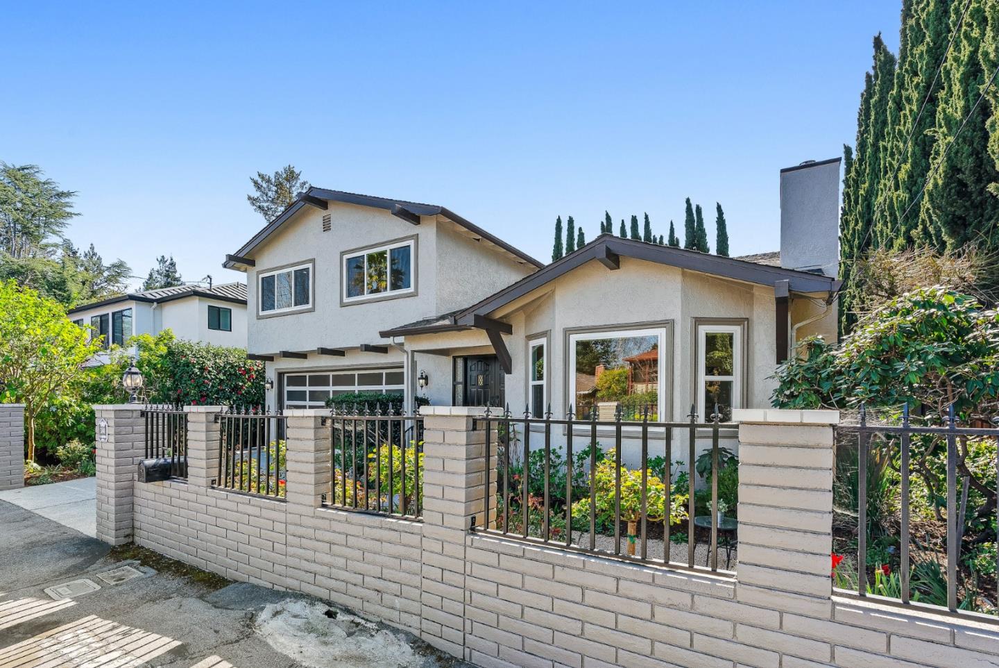 344 West Oakwood Boulevard