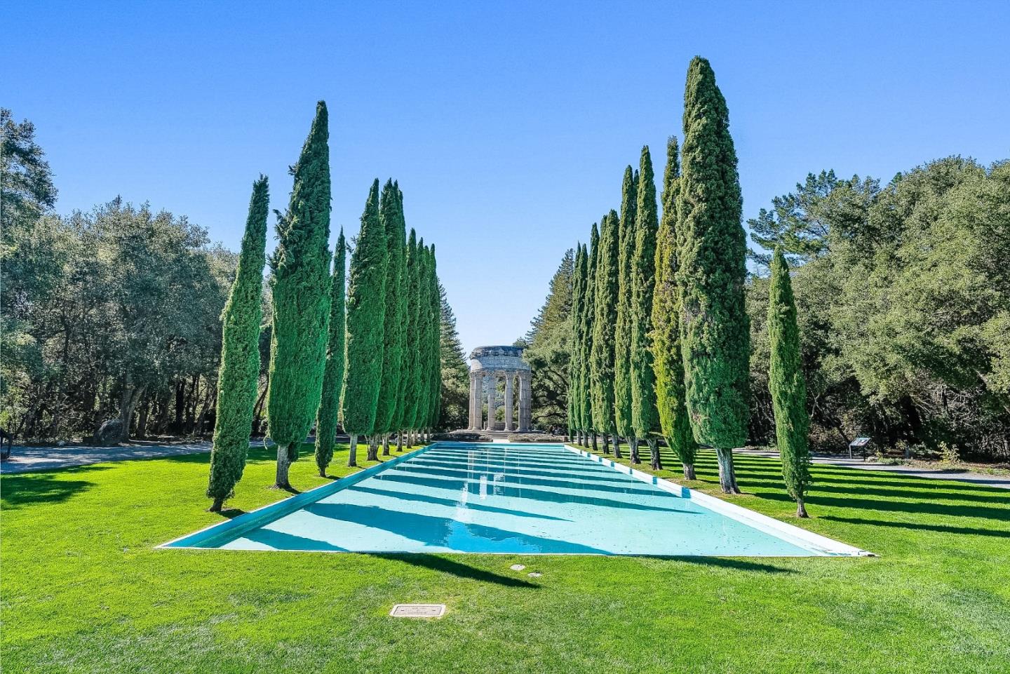 344 West Oakwood Boulevard