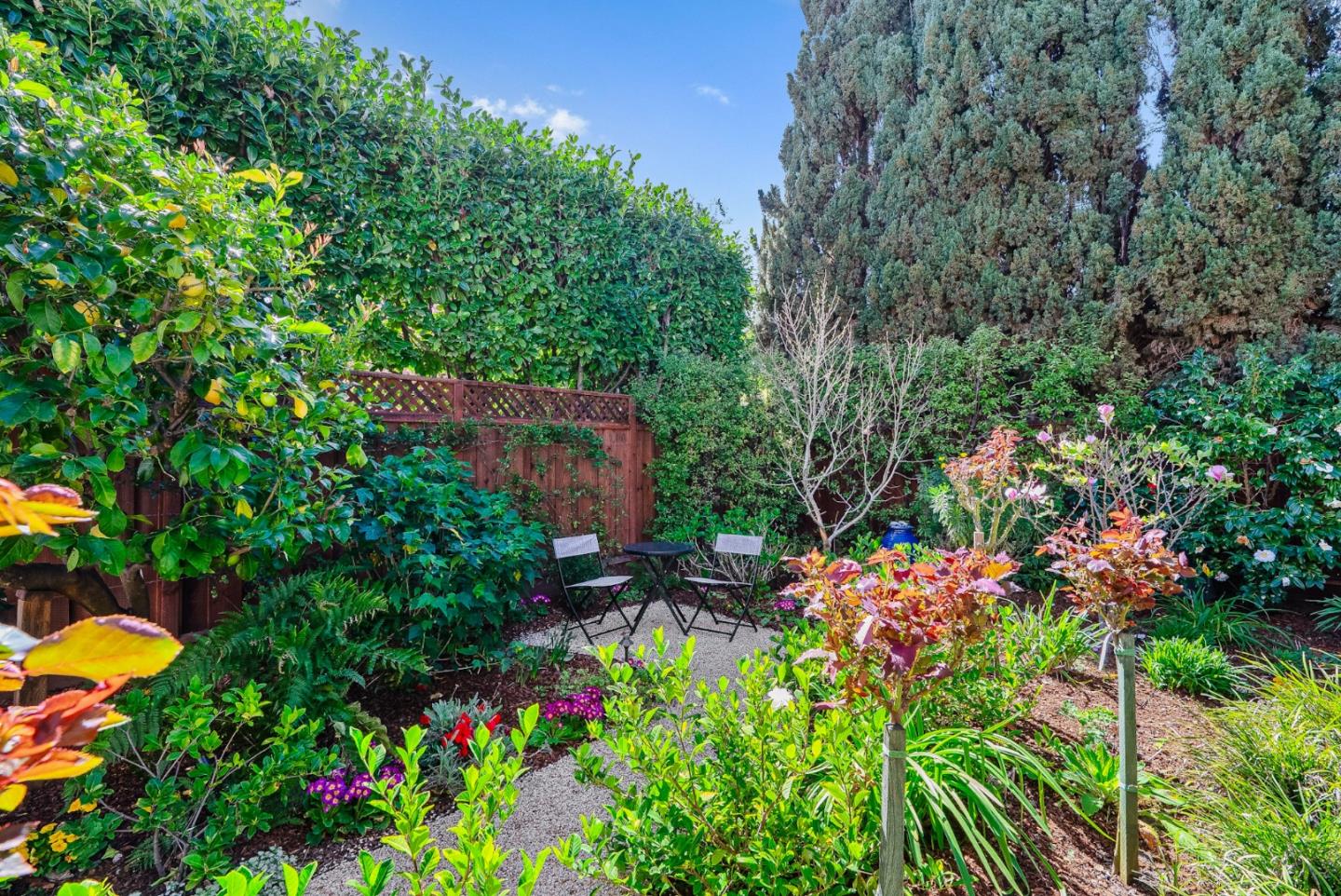 344 West Oakwood Boulevard