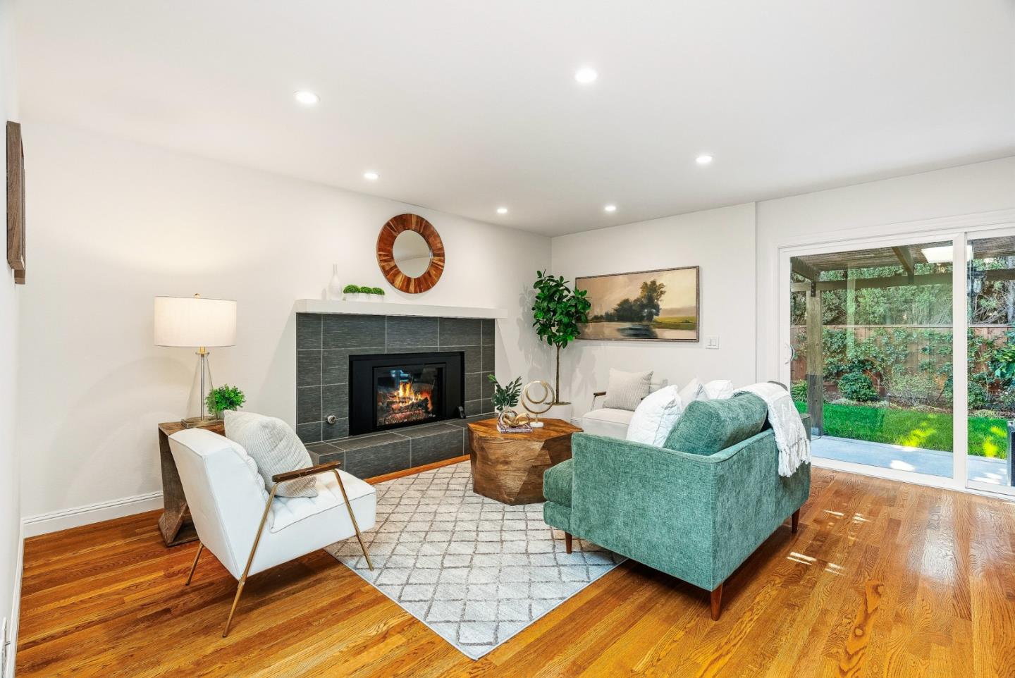 344 West Oakwood Boulevard