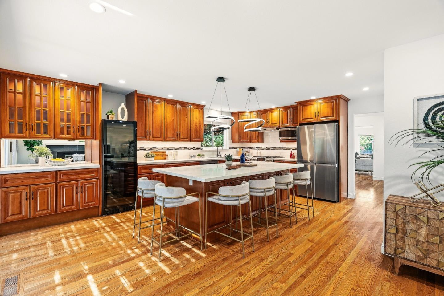 344 West Oakwood Boulevard