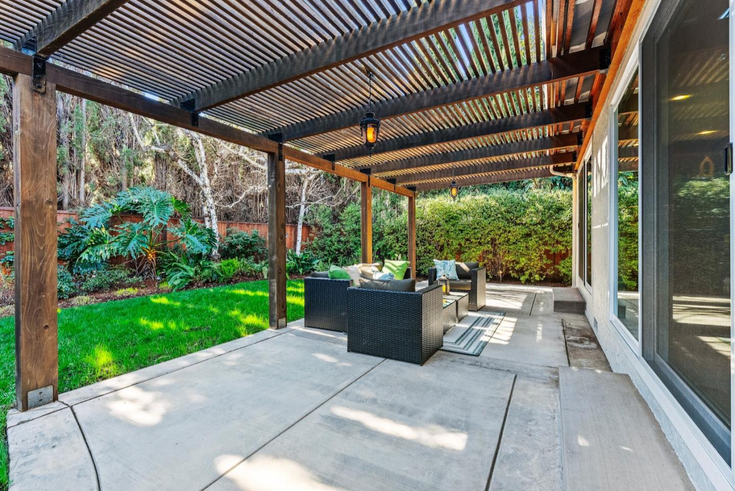 344 West Oakwood Boulevard