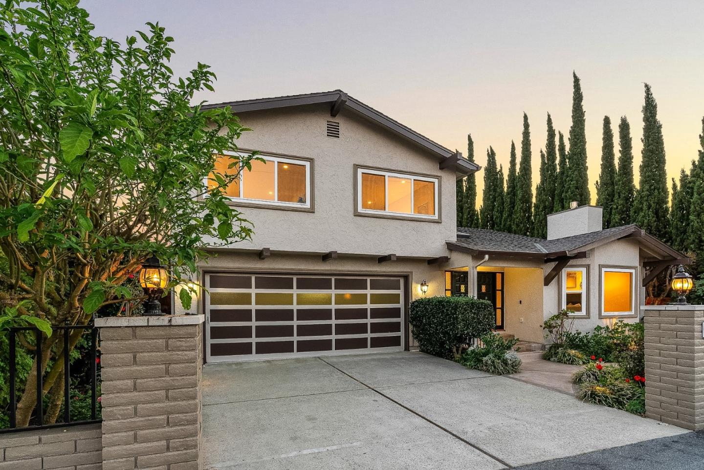 344 West Oakwood Boulevard