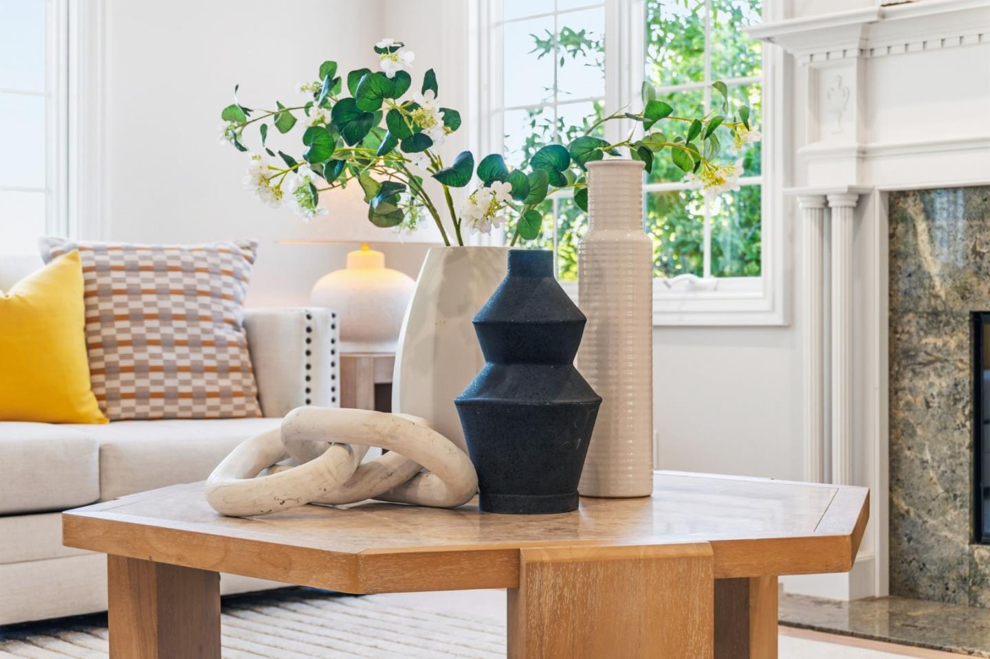 1466 Alvarado Avenue