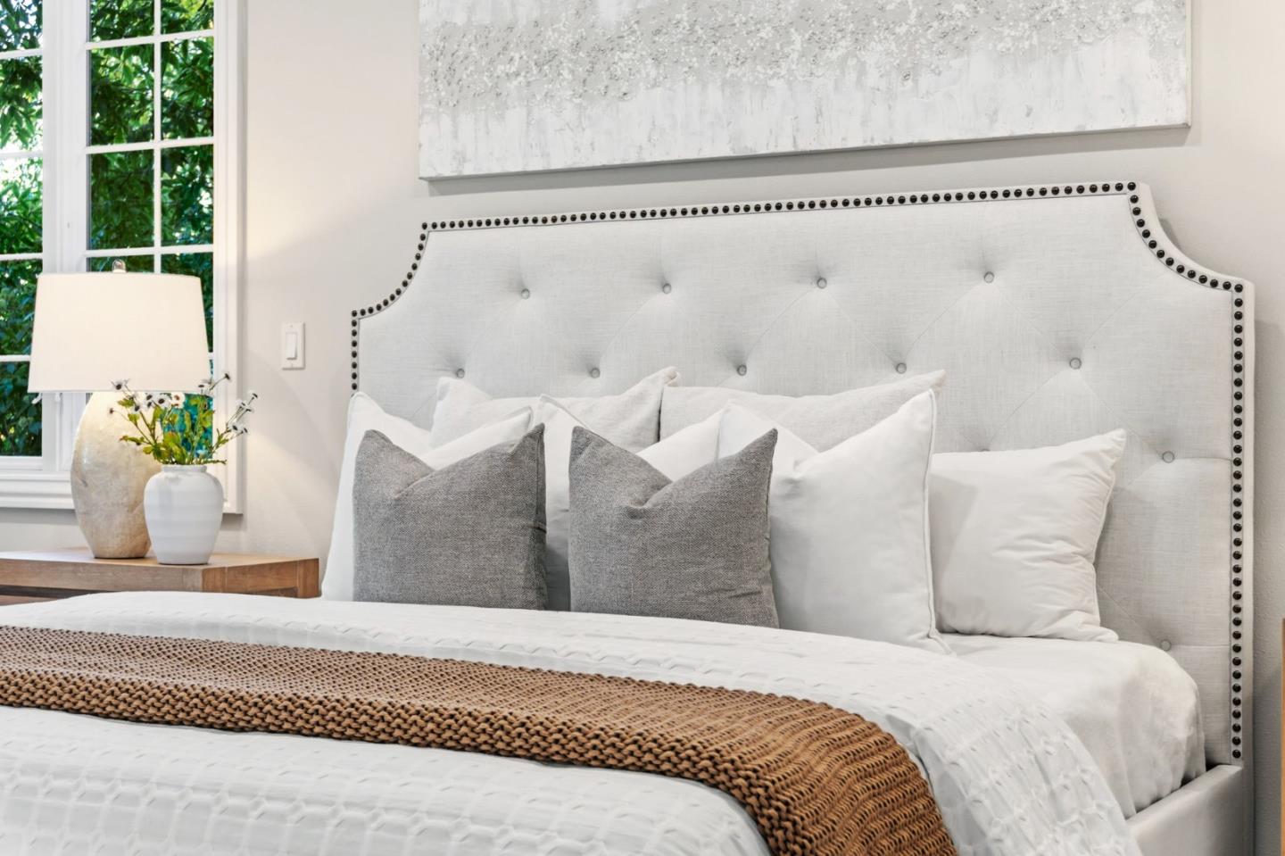 1466 Alvarado Avenue