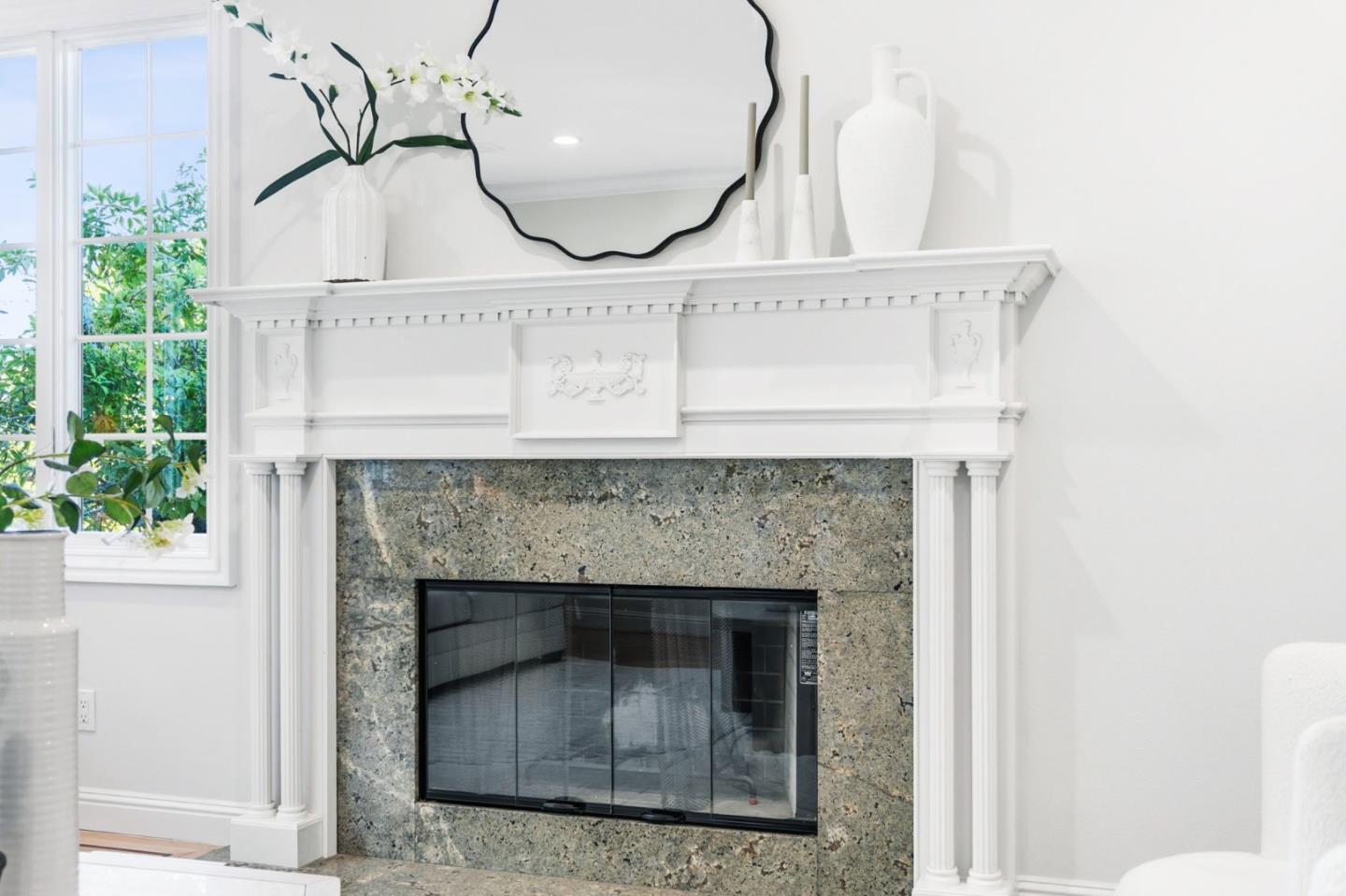 1466 Alvarado Avenue