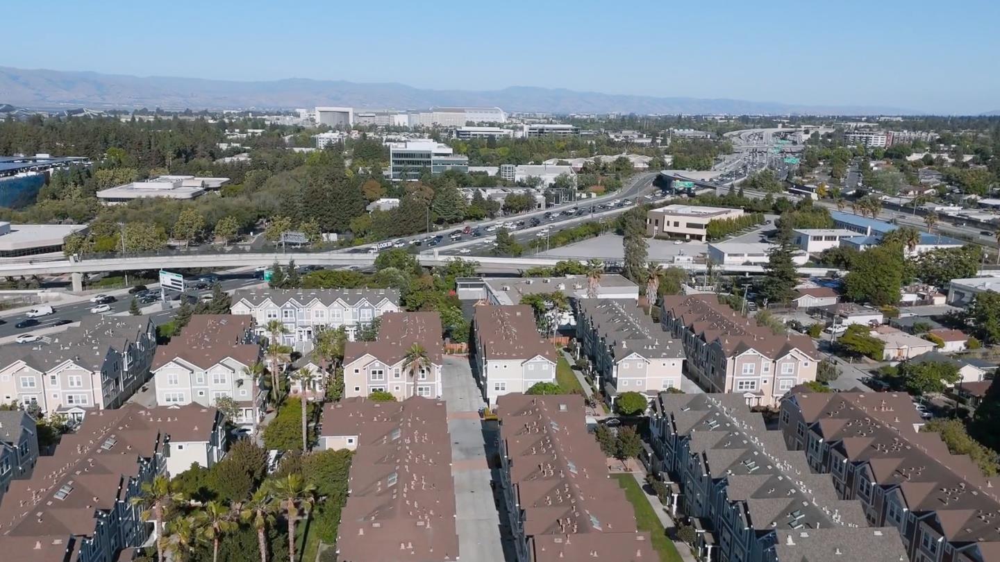 1950 Cambridge Drive