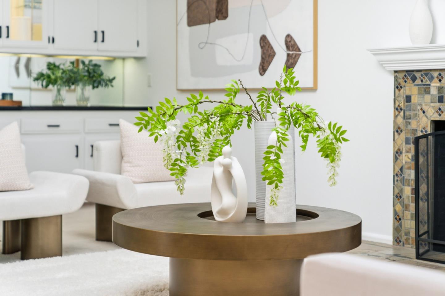 1460 Murchison Drive