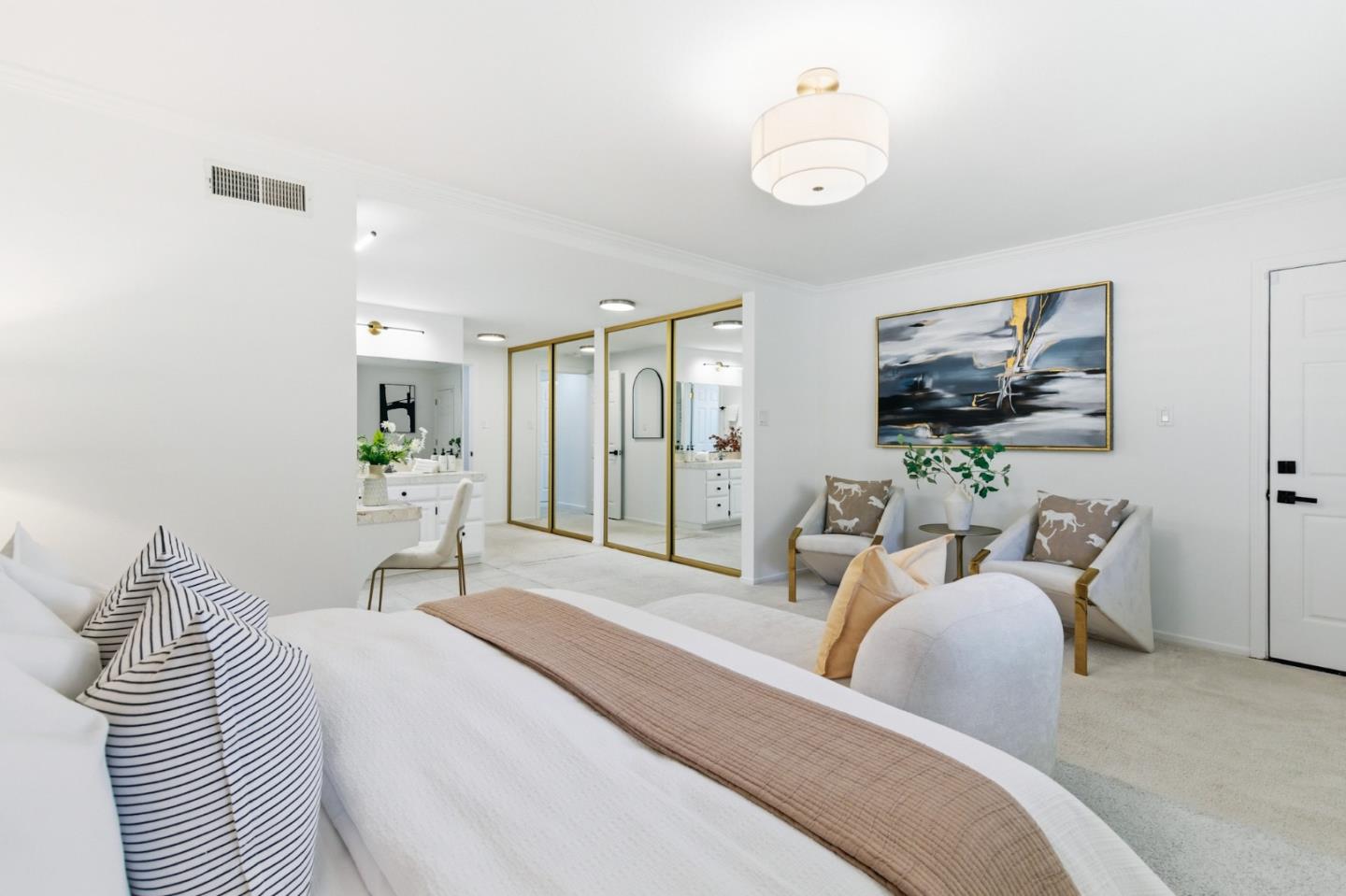 1460 Murchison Drive