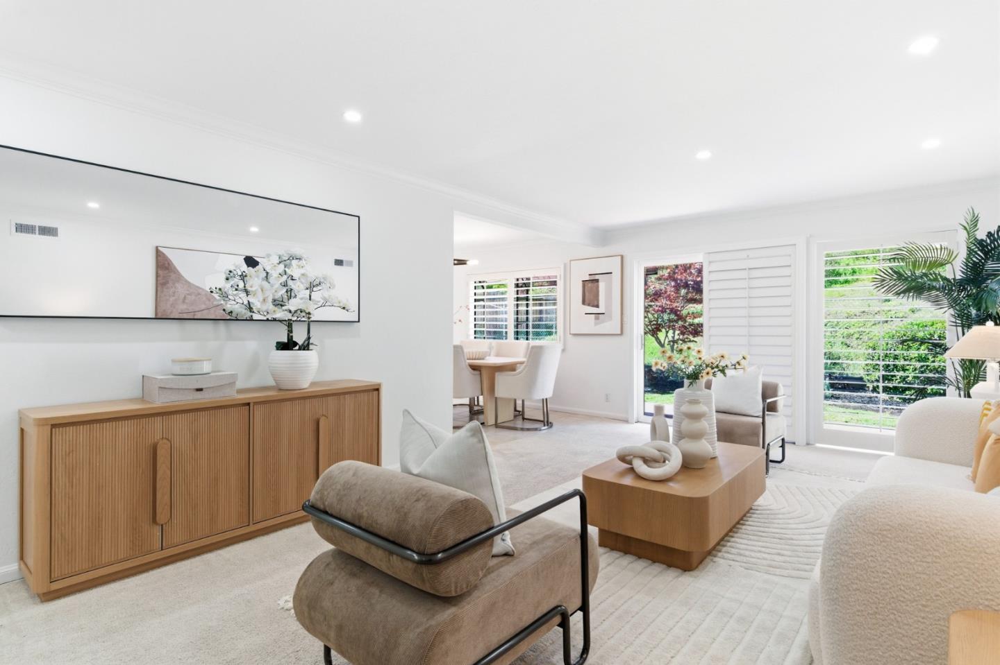 1460 Murchison Drive